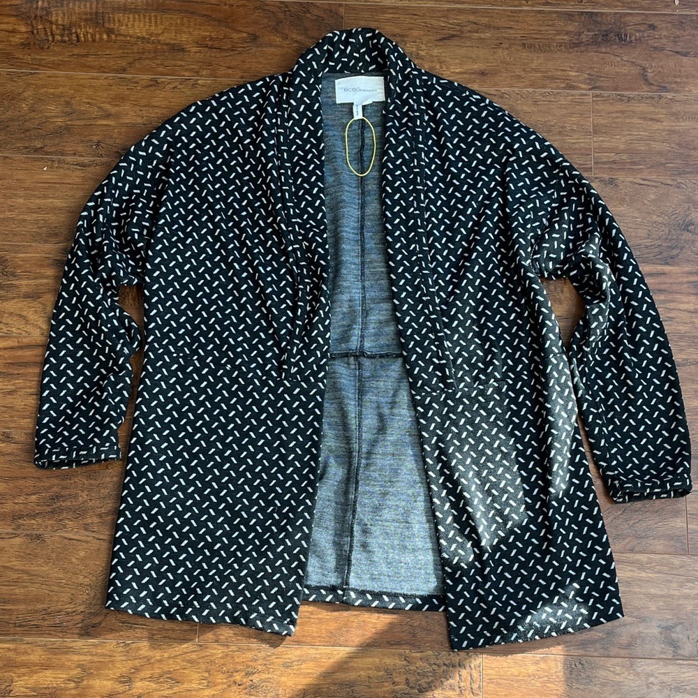 BCBGeneration Monochrome Patterned Cardigan - Picture 1 of 8